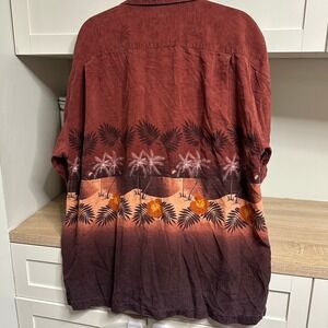 Tommy Bahama Men's 100% Silk Camp Shirt Size XL Palm Tree Sunset Button Front